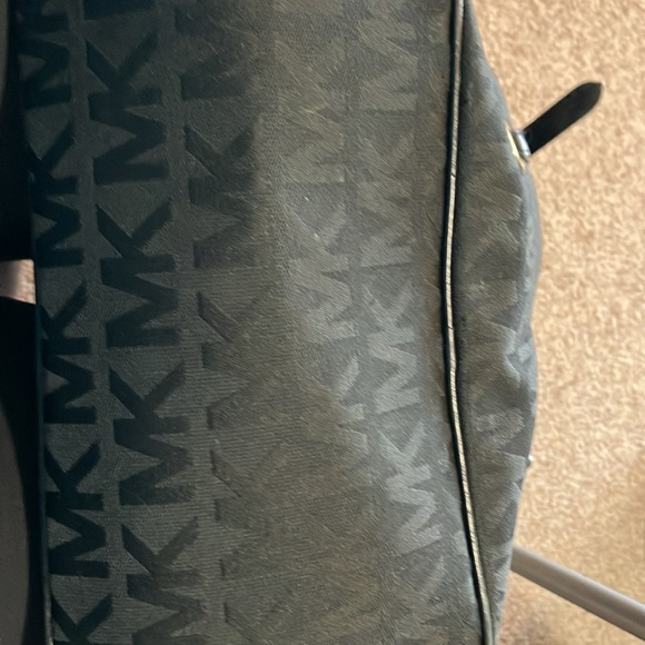 Michael Kors purse - Picture 7 of 7